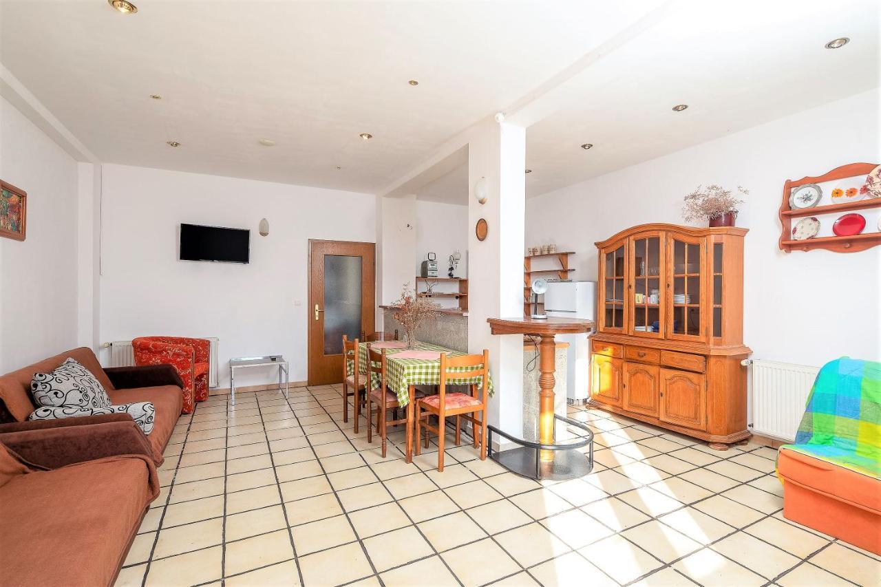 צלינה Germania Rooms & Apartments מראה חיצוני תמונה