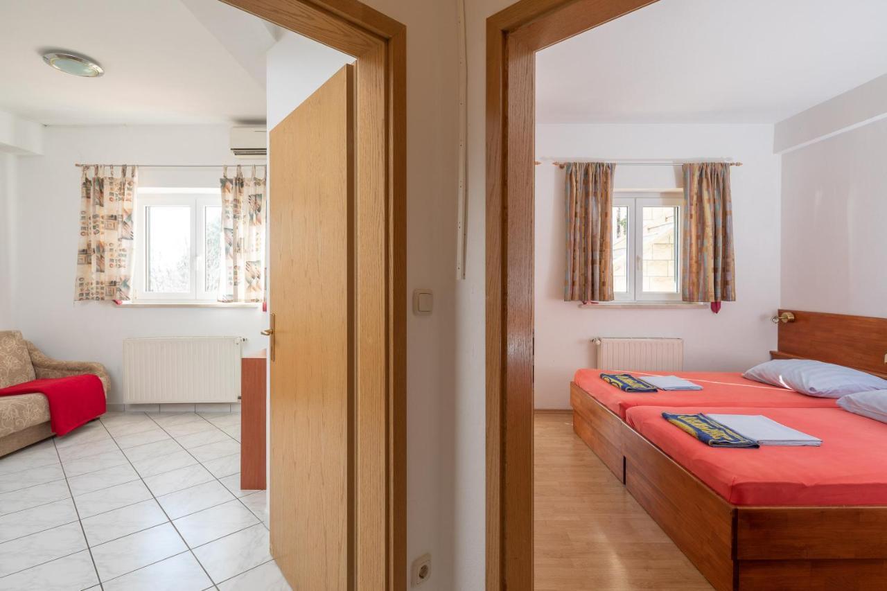 צלינה Germania Rooms & Apartments מראה חיצוני תמונה